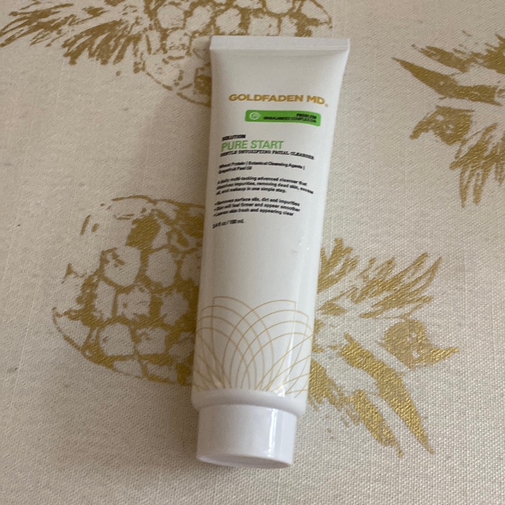 NEW, Sealed Goldfaden MD Pure Start Gentle Detoxifying Facial Cleanser 3.4 fl oz